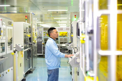 江西龍南 新春企業開工生產忙